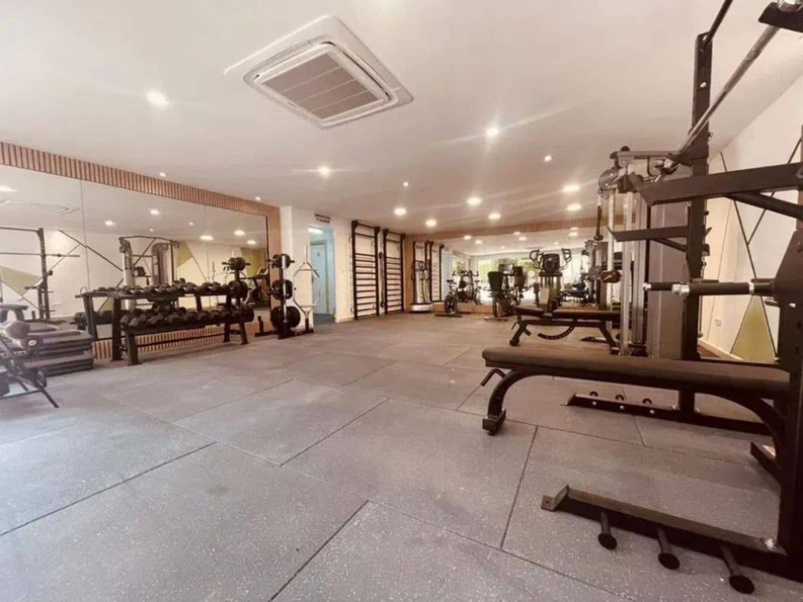 3 soveværelse Lejlighed til salg i Golden Mile - € 1.800.000 (Ref: 9998210)