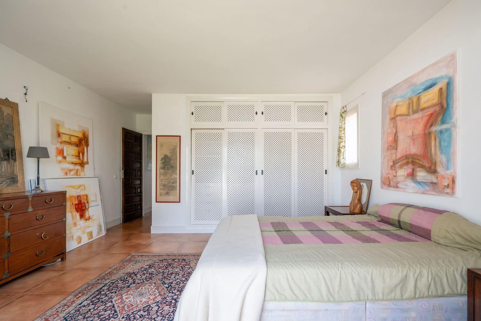 3 bedroom Villa for sale in Benahavis - € 1,050,000 (Ref: 9998211)