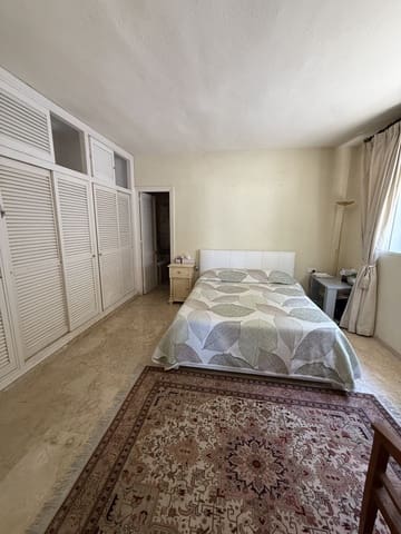 3 soveværelse Villa til salg i Nueva Andalucia, Marbella - € 699.000 (Ref: 9998212)
