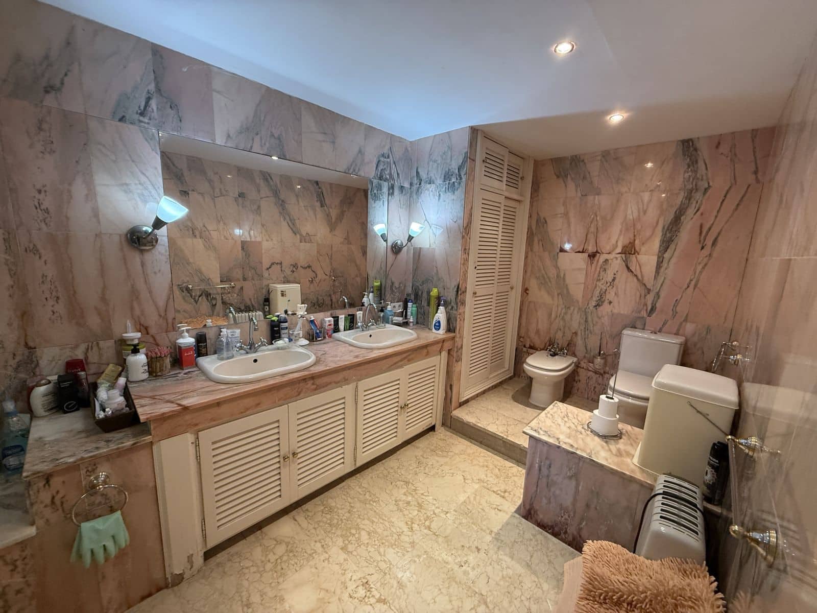 3 bedroom Villa for sale in Nueva Andalucia - € 699,000 (Ref: 9998212)