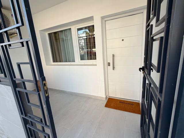 Apartamento de 2 habitaciones en Torremolinos en venta - 352.000 € (Ref: 9998215)