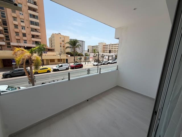 Apartamento de 2 habitaciones en Torremolinos en venta - 352.000 € (Ref: 9998215)