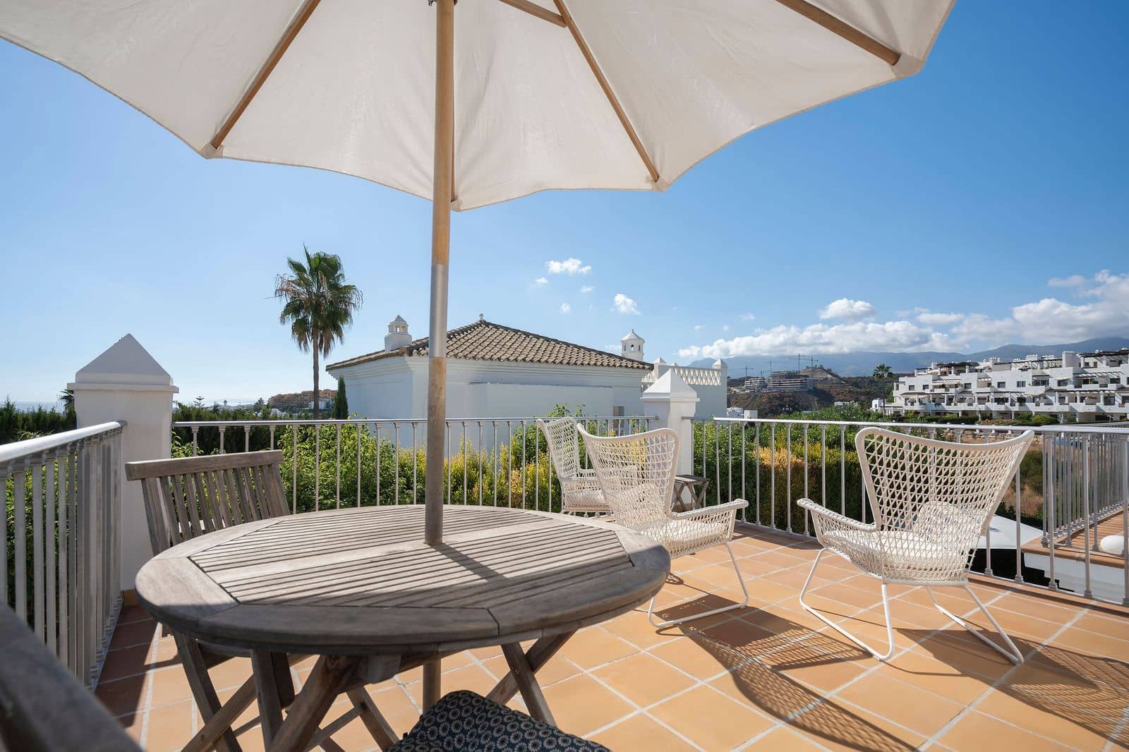 4 soverom Villa til salgs i New Golden Mile - € 1 550 000 (Ref: 9998216)
