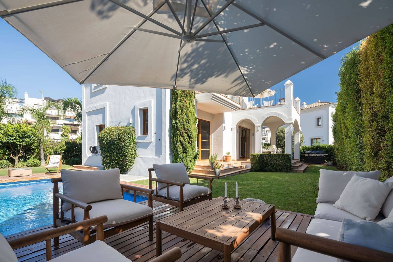 4 soverom Villa til salgs i New Golden Mile - € 1 550 000 (Ref: 9998216)