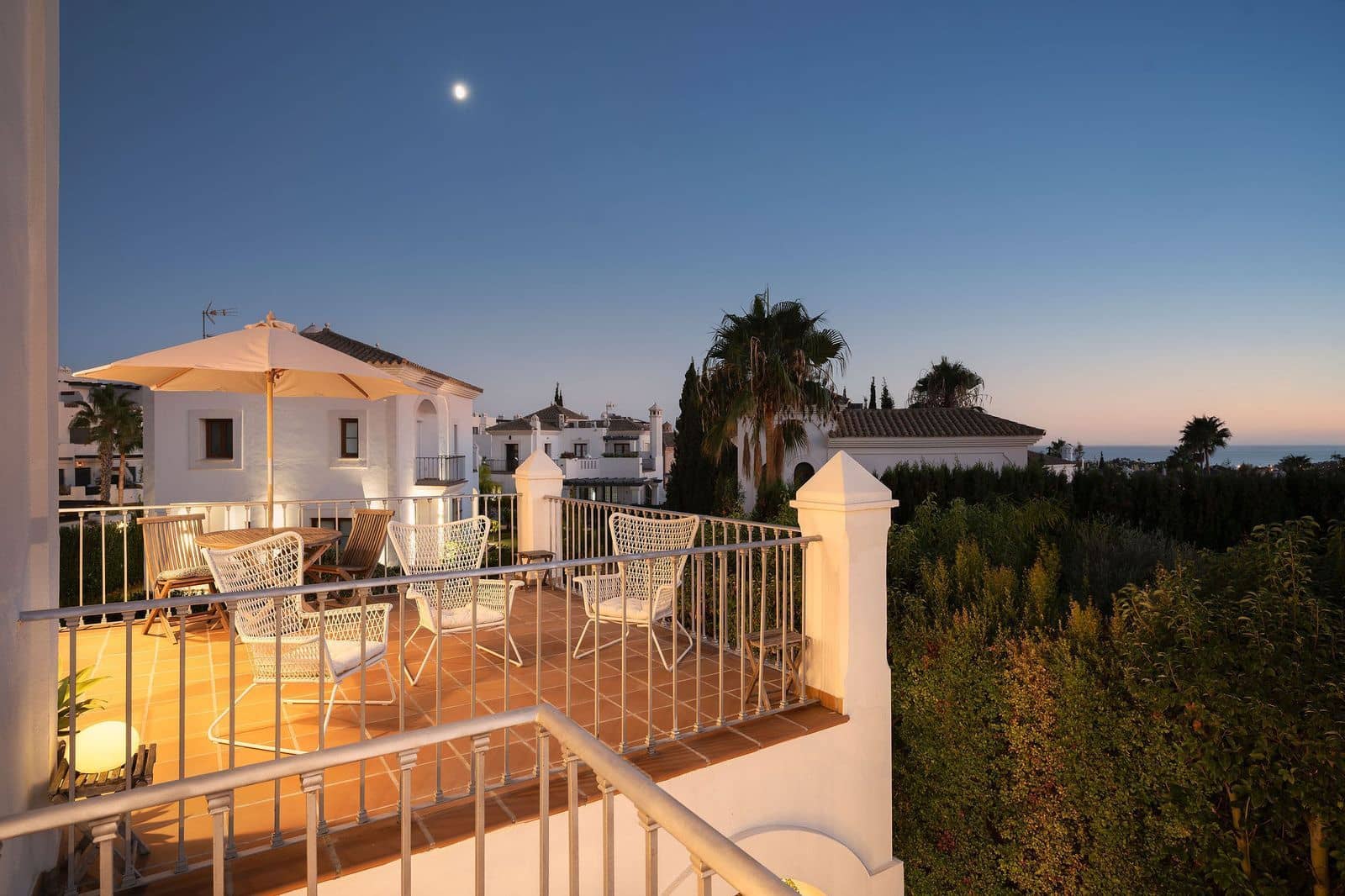 4 soverom Villa til salgs i New Golden Mile - € 1 550 000 (Ref: 9998216)