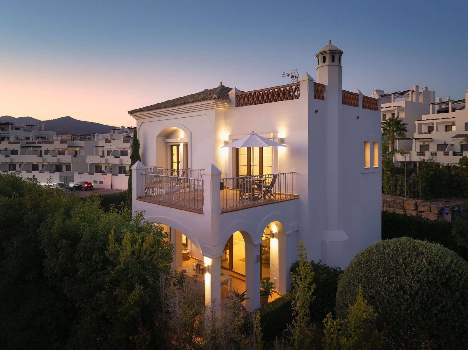4 soverom Villa til salgs i New Golden Mile - € 1 550 000 (Ref: 9998216)