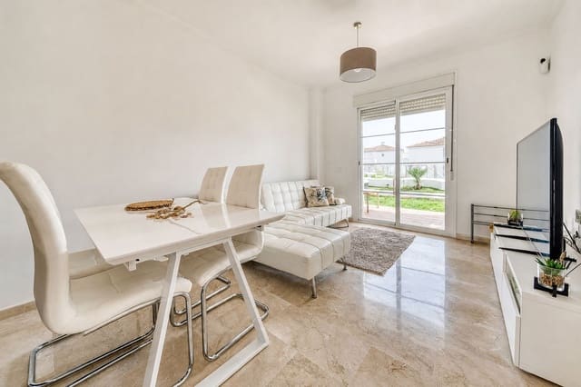 2 bedroom Apartment for sale in La Duquesa / Puerto de la Duquesa, Manilva - € 260,000 (Ref: 9998217)