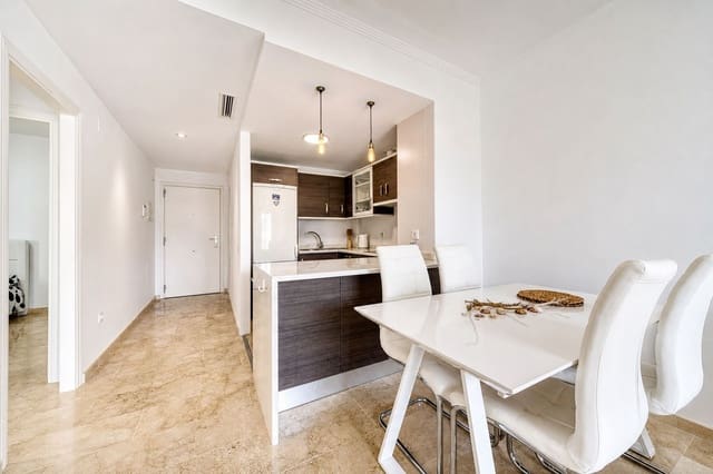 2 bedroom Apartment for sale in La Duquesa / Puerto de la Duquesa, Manilva - € 260,000 (Ref: 9998217)