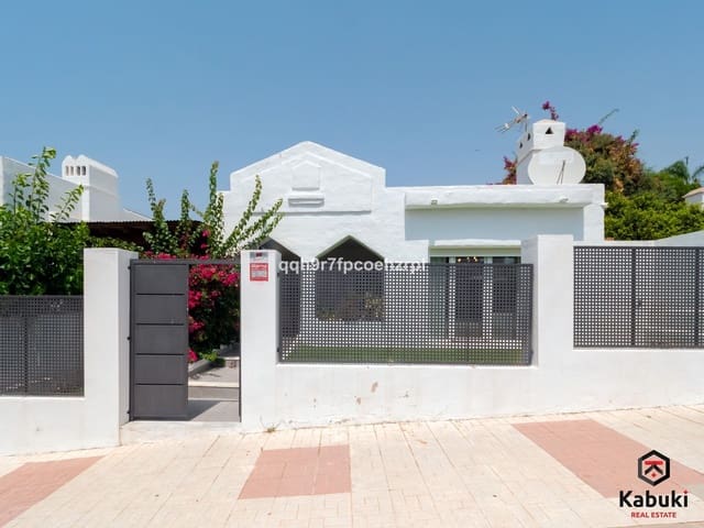 4 chambre Villa/Maison à vendre à La Reserva, Marbella - 820 000 € (Ref: 9998218)