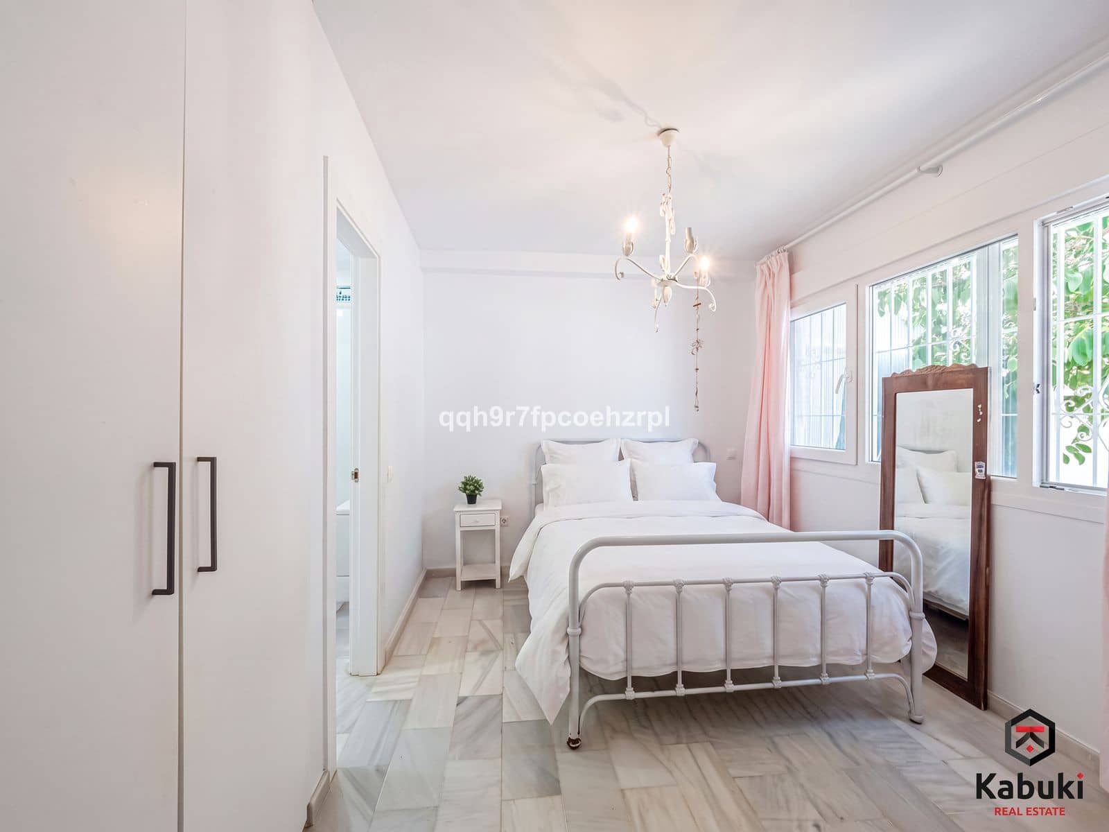 4 sypialnia Willa na sprzedaż w La Reserva - 820 000 € (Ref: 9998218)