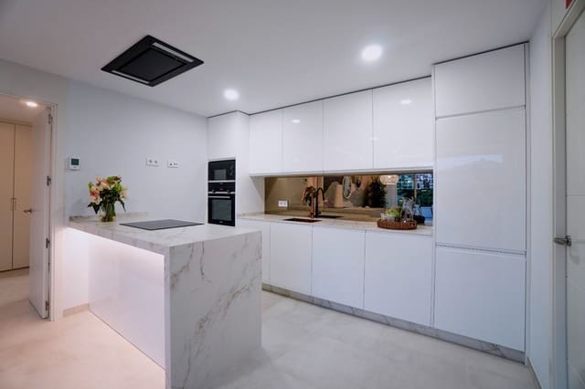 Ático de 3 habitaciones en La Alcaidesa en venta - 1.199.000 € (Ref: 9998222)