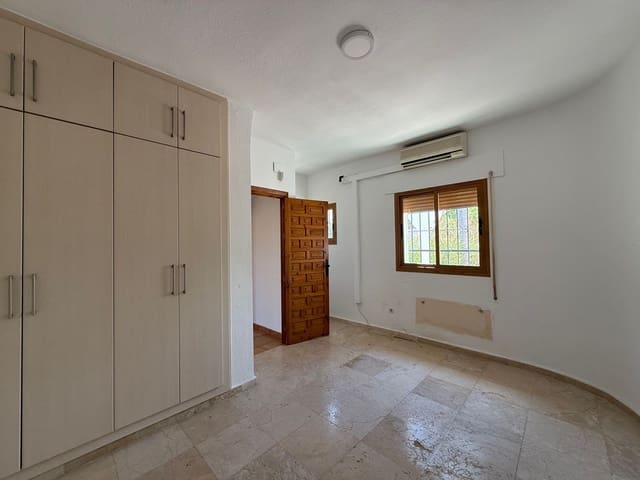 2 soveværelse Villa til salg i Marbesa, Marbella - € 1.850.000 (Ref: 9998225)