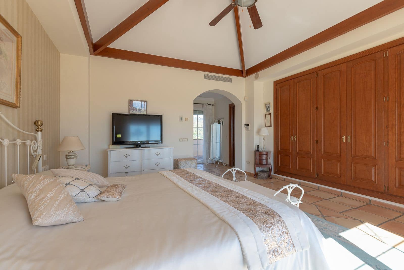 5 slaapkamer Villa te koop in Elviria - € 2.068.000 (Ref: 9998226)