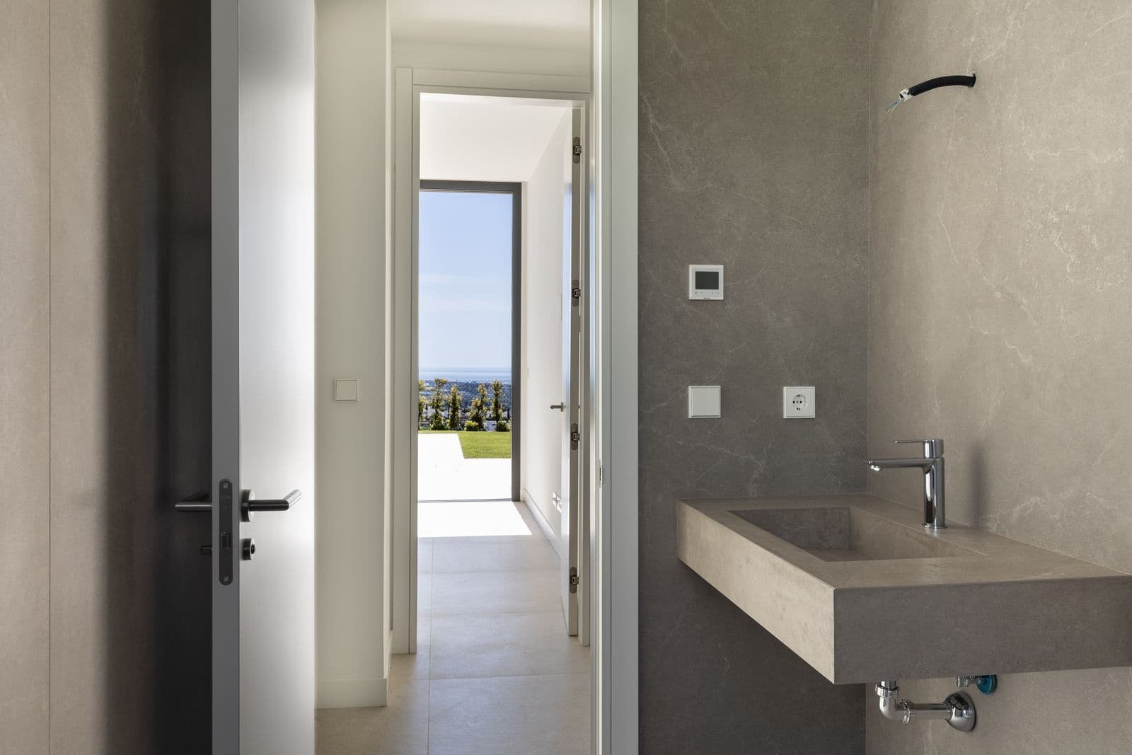 Bungalow de 3 habitaciones en Benahavís en venta - 1.895.000 € (Ref: 9998229)