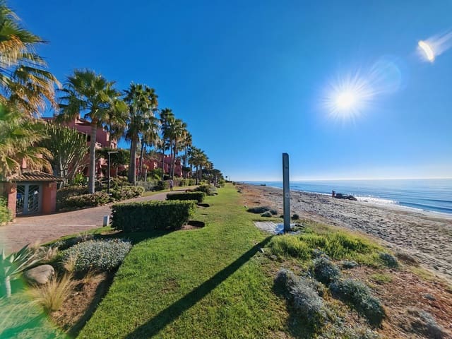 Apartamento de 3 habitaciones en Guadalmansa, Estepona en venta - 1.525.000 € (Ref: 9998232)