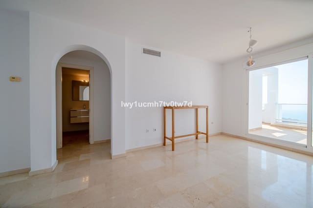 2 soveværelse Lejlighed til salg i Benalmádena - € 399.000 (Ref: 9998233)