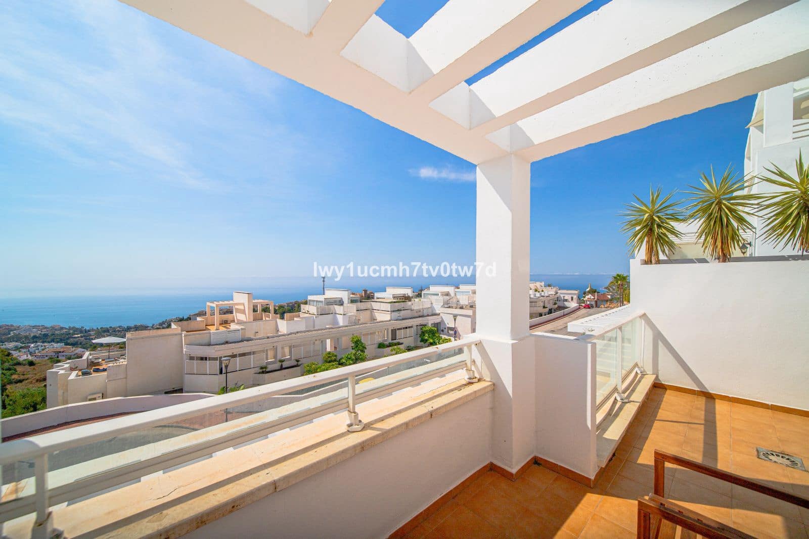 2 soveværelse Lejlighed til salg i Benalmadena - € 399.000 (Ref: 9998233)