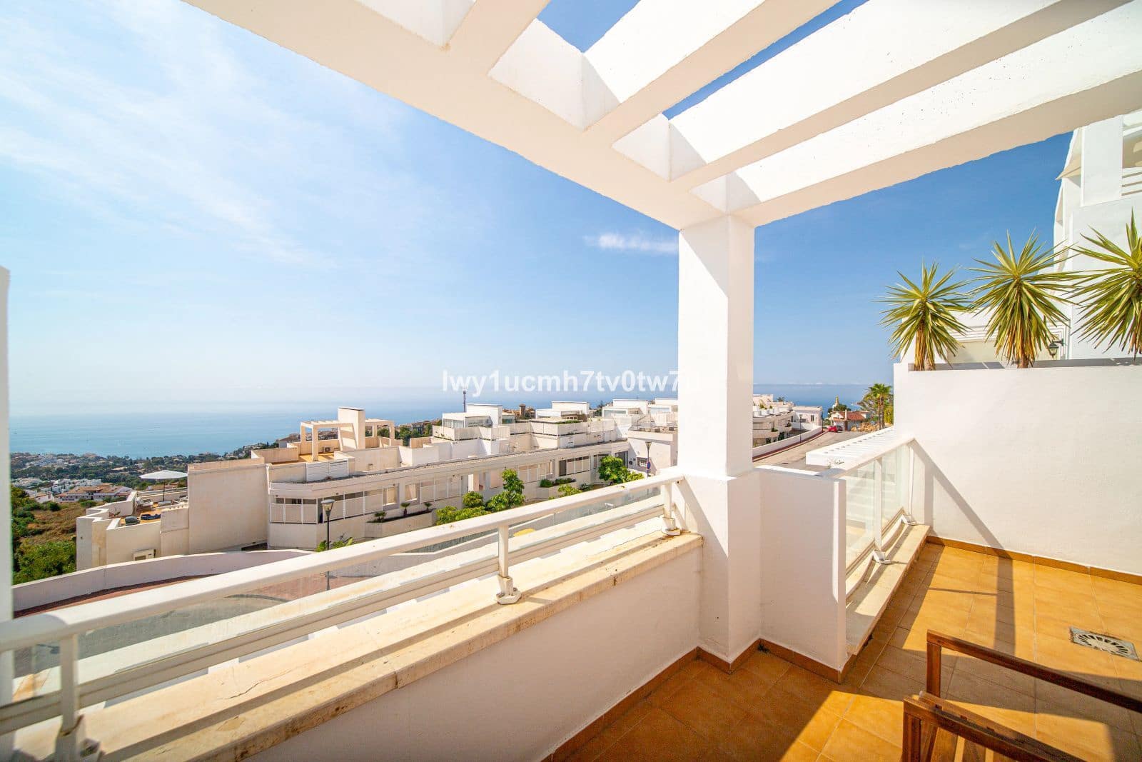 2 soveværelse Lejlighed til salg i Benalmadena - € 399.000 (Ref: 9998233)