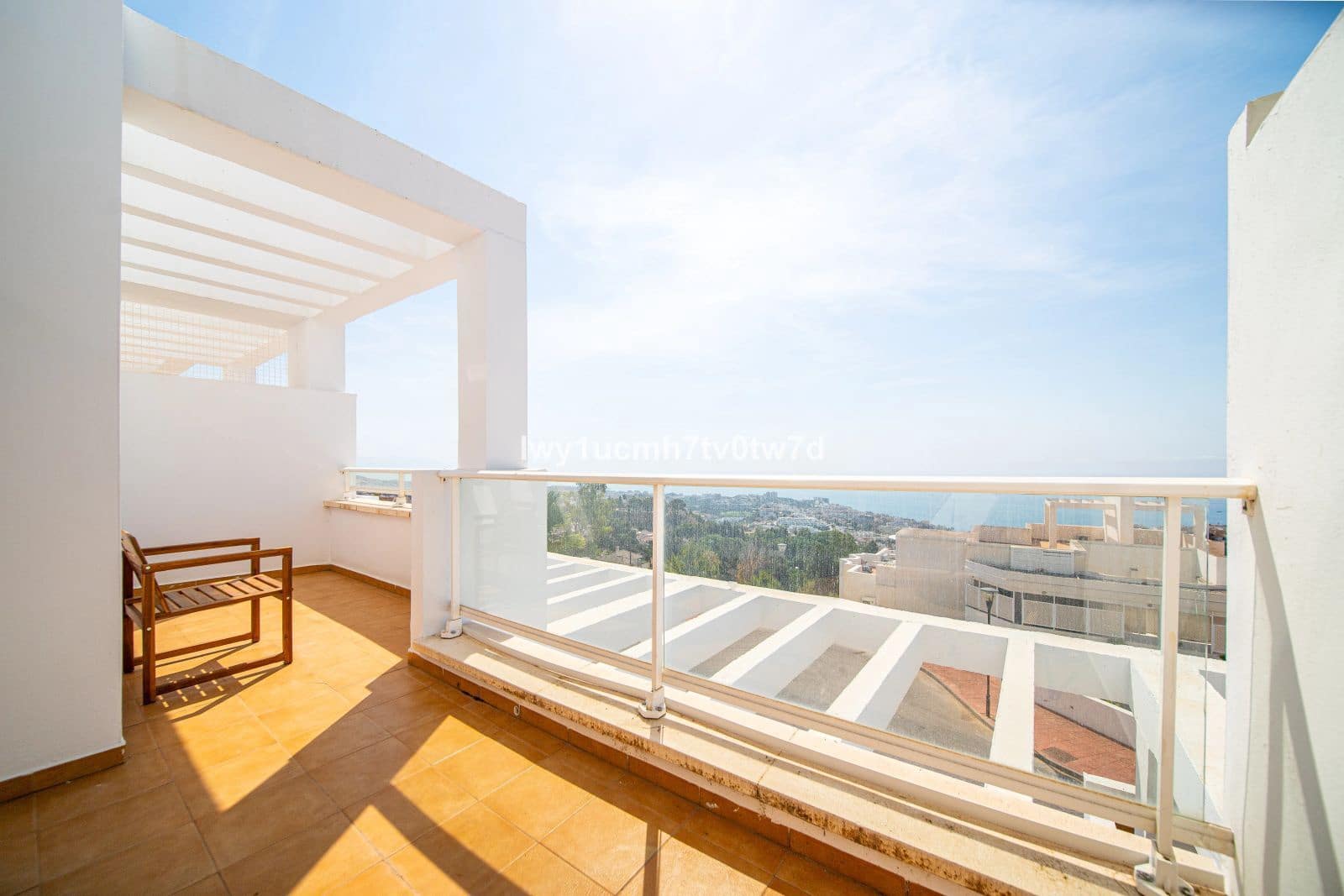 2 soveværelse Lejlighed til salg i Benalmadena - € 399.000 (Ref: 9998233)