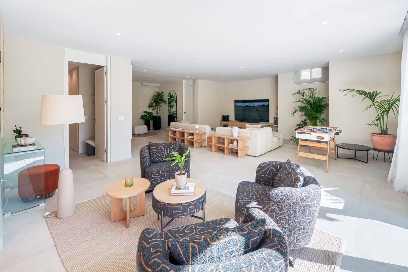 4 soveværelse Villa til salg i El Paraiso - € 2.750.000 (Ref: 9998236)