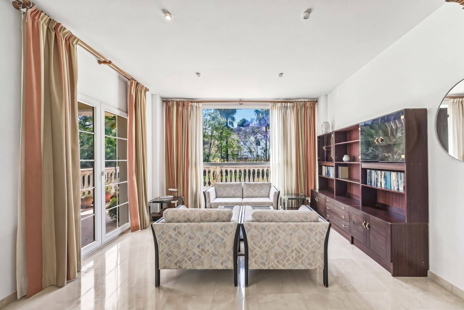 5 makuuhuone Huvila myytävänä paikassa Benalmadena - 949 000 € (Ref: 9998242)