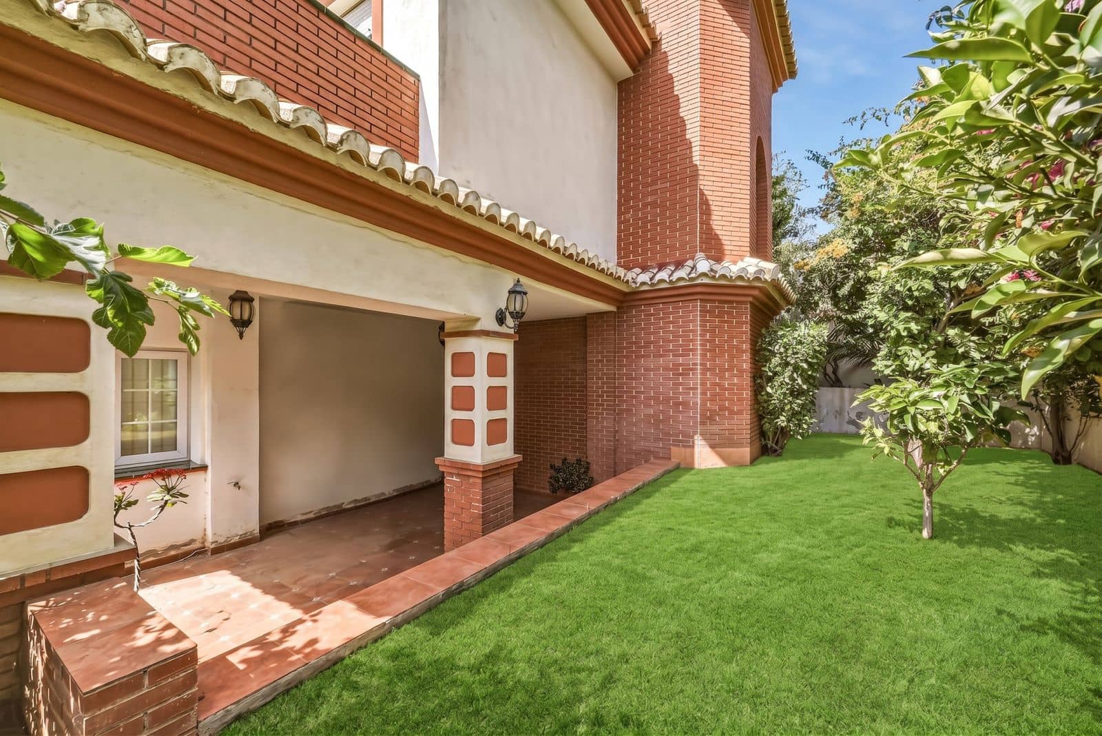 5 makuuhuone Huvila myytävänä paikassa Benalmadena - 949 000 € (Ref: 9998242)