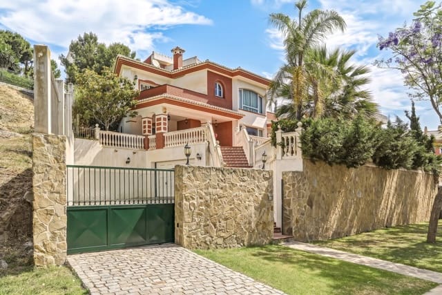 5 makuuhuone Huvila myytävänä paikassa Benalmádena - 949 000 € (Ref: 9998242)