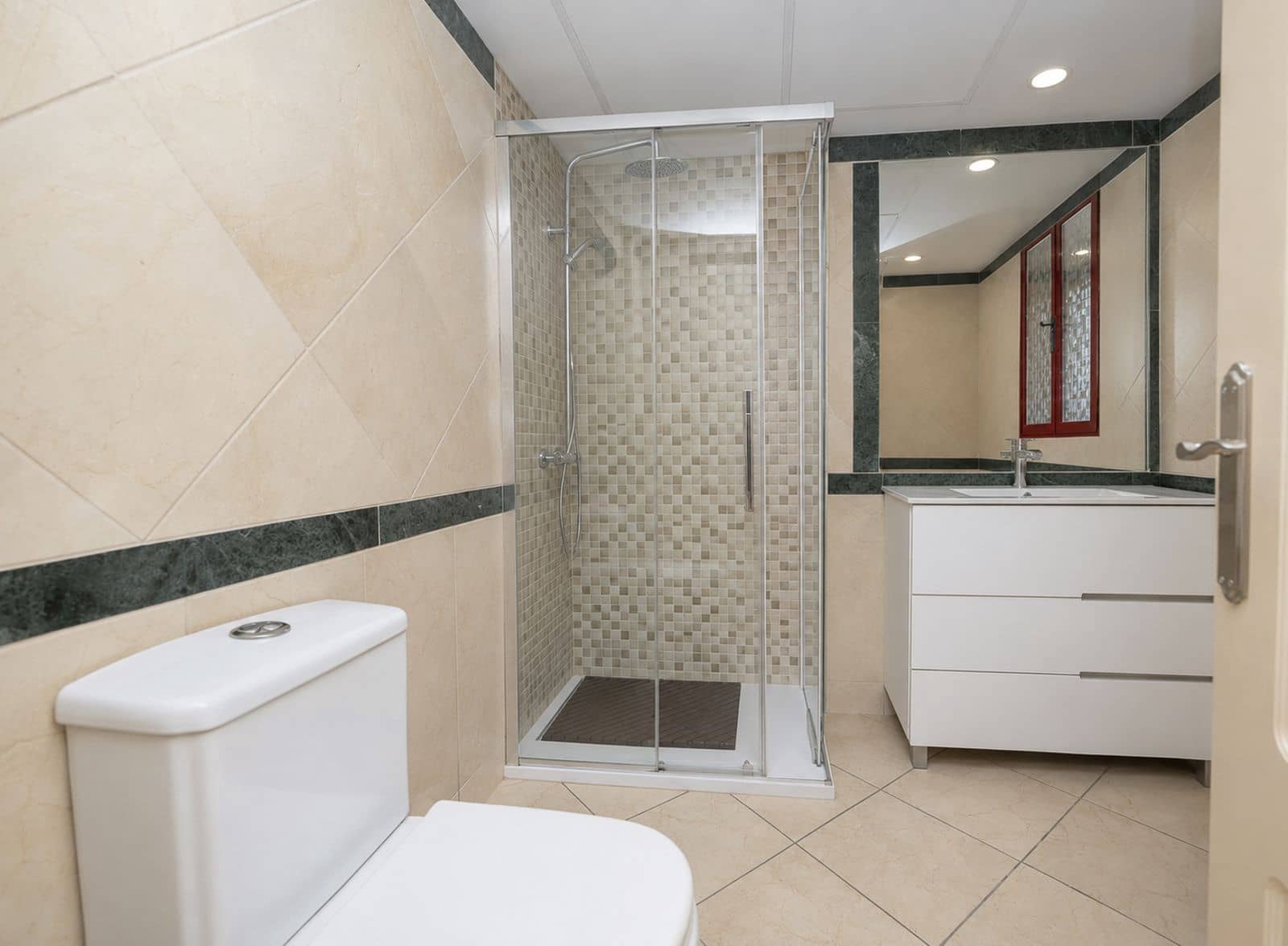 5 soverom Hus til salgs i Torrequebrada - € 700 000 (Ref: 9998248)