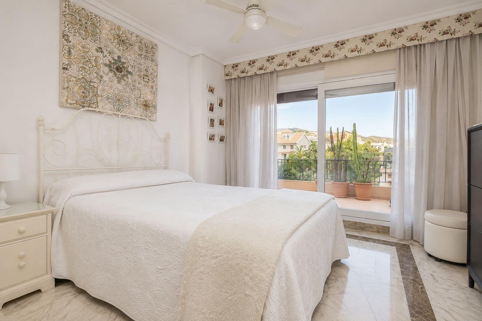 5 soverom Hus til salgs i Torrequebrada - € 700 000 (Ref: 9998248)