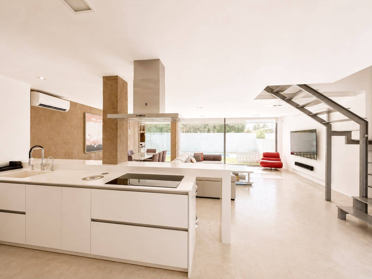 3 makuuhuone Paritalo myytävänä paikassa Nueva Andalucia - 1 200 000 € (Ref: 9998252)