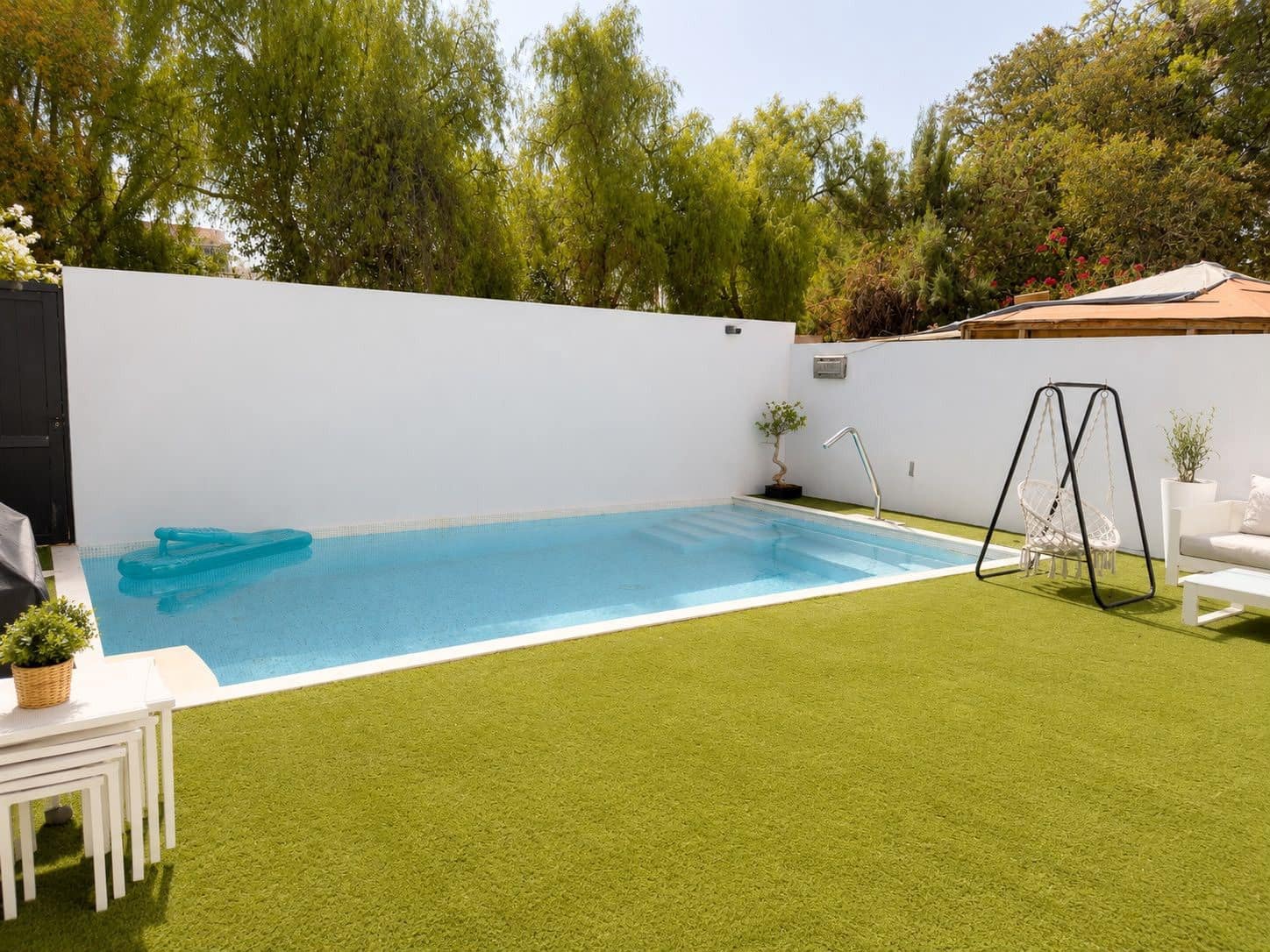 3 makuuhuone Paritalo myytävänä paikassa Nueva Andalucia - 1 200 000 € (Ref: 9998252)
