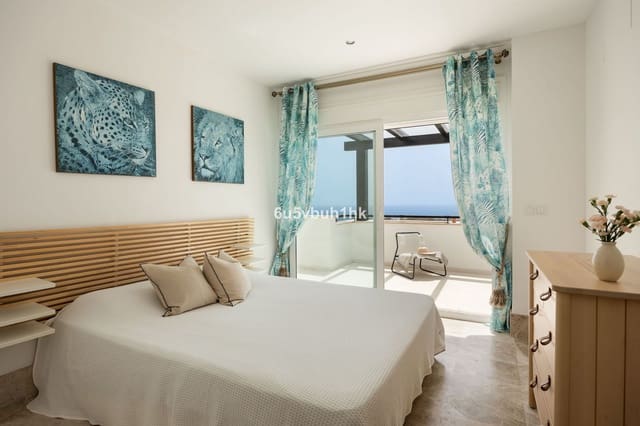 3 soveværelse Villa til salg i Santa Clara, Marbella - € 1.600.000 (Ref: 9998253)