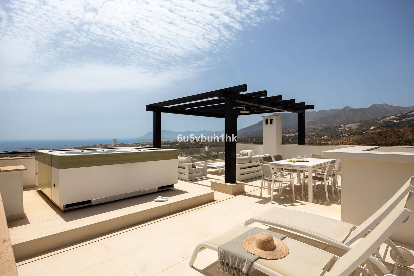 3 soveværelse Villa til salg i Marbella - € 1.600.000 (Ref: 9998253)