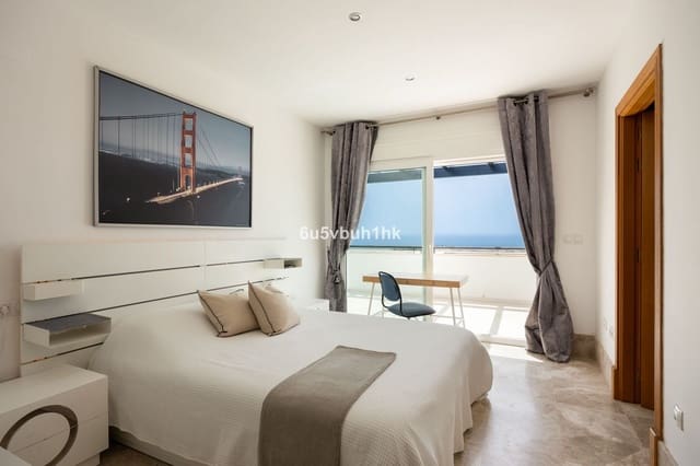 3 soveværelse Villa til salg i Santa Clara, Marbella - € 1.600.000 (Ref: 9998253)