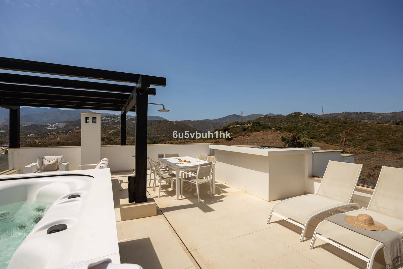 3 soveværelse Villa til salg i Marbella - € 1.600.000 (Ref: 9998253)
