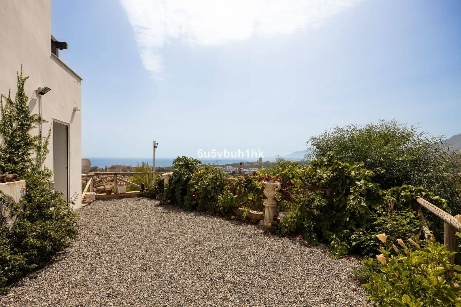 3 soveværelse Villa til salg i Marbella - € 1.600.000 (Ref: 9998253)