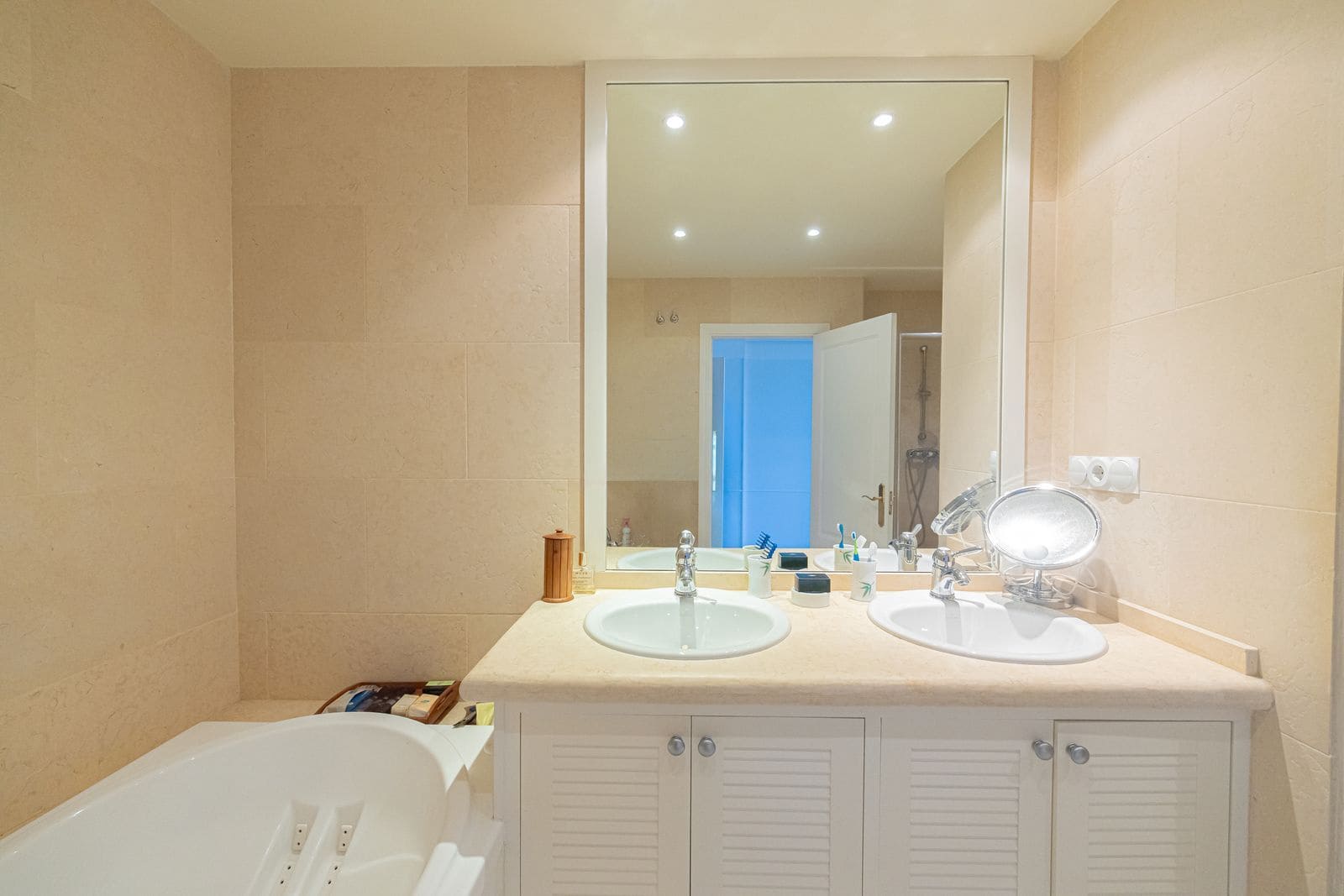 3 soverom Leilighet til salgs i Nueva Andalucia - € 1 295 000 (Ref: 9998261)
