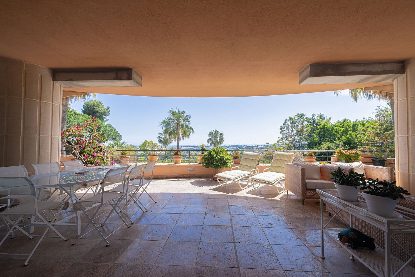 3 soverom Leilighet til salgs i Nueva Andalucia - € 1 295 000 (Ref: 9998261)