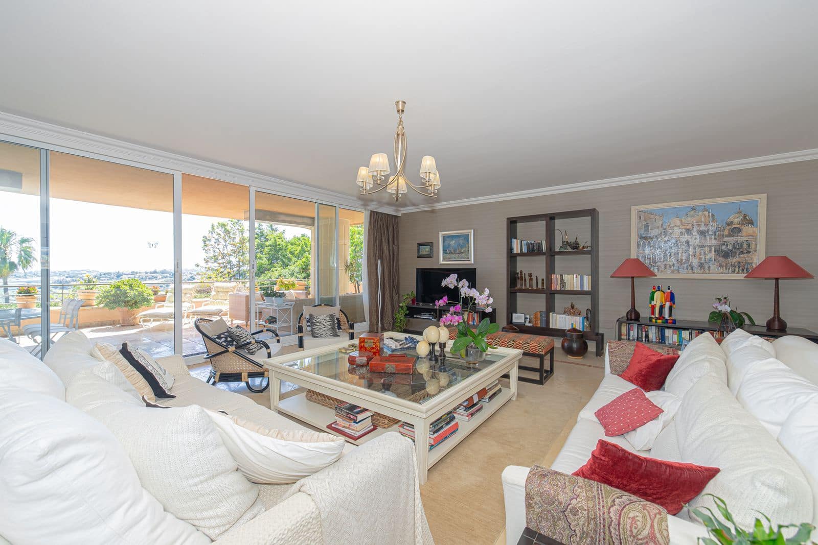 3 soverom Leilighet til salgs i Nueva Andalucia - € 1 295 000 (Ref: 9998261)