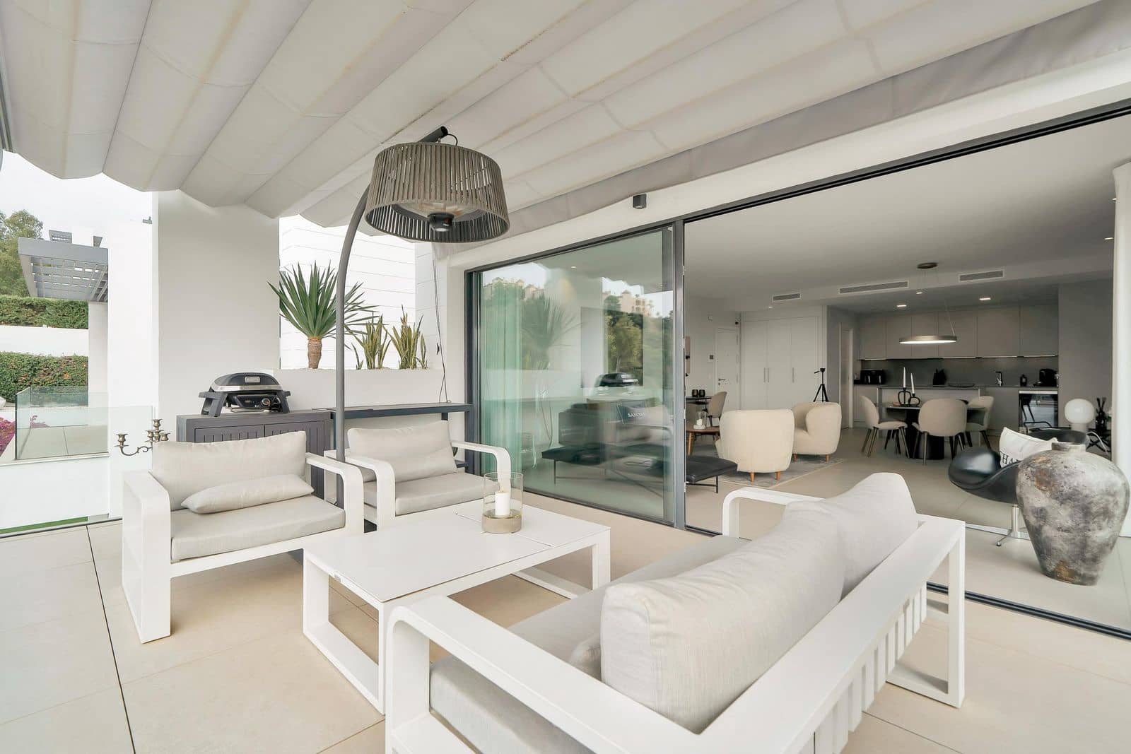 2 soveværelse Lejlighed til salg i La Quinta - € 799.000 (Ref: 9998262)