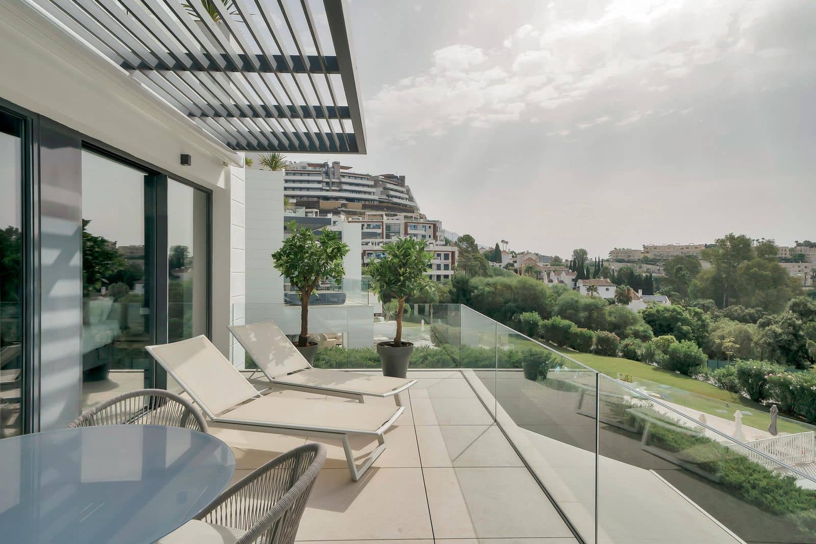 2 soveværelse Lejlighed til salg i La Quinta - € 799.000 (Ref: 9998262)
