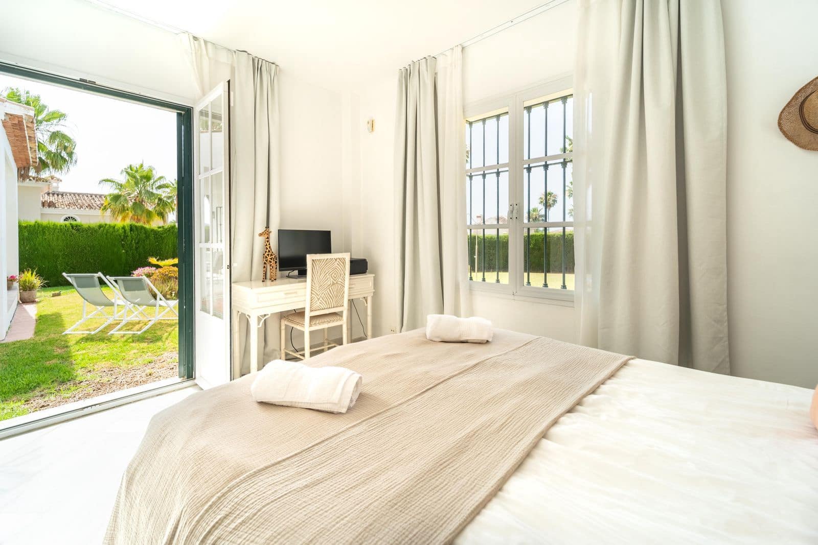 4 slaapkamer Villa te koop in Elviria - € 1.695.000 (Ref: 9998265)