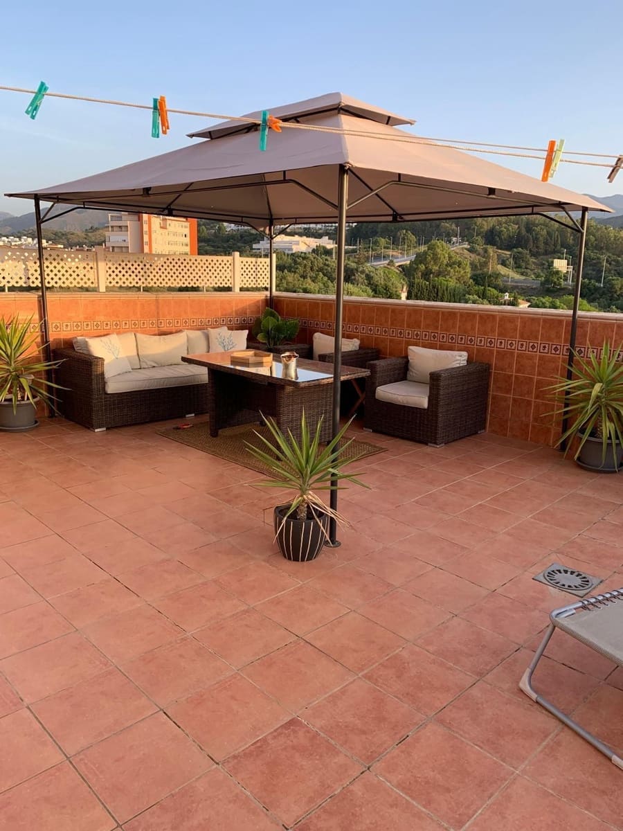 4 bedroom Penthouse for sale in Estepona - € 529,000 (Ref: 9998268)