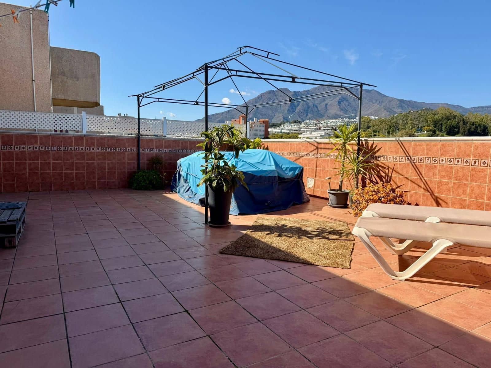 4 bedroom Penthouse for sale in Estepona - € 529,000 (Ref: 9998268)