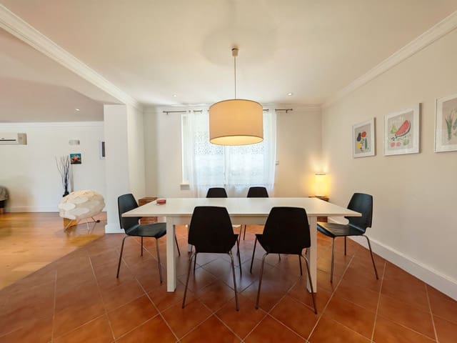 5 soveværelse Villa til salg i Marbesa, Marbella - € 1.495.000 (Ref: 9998274)