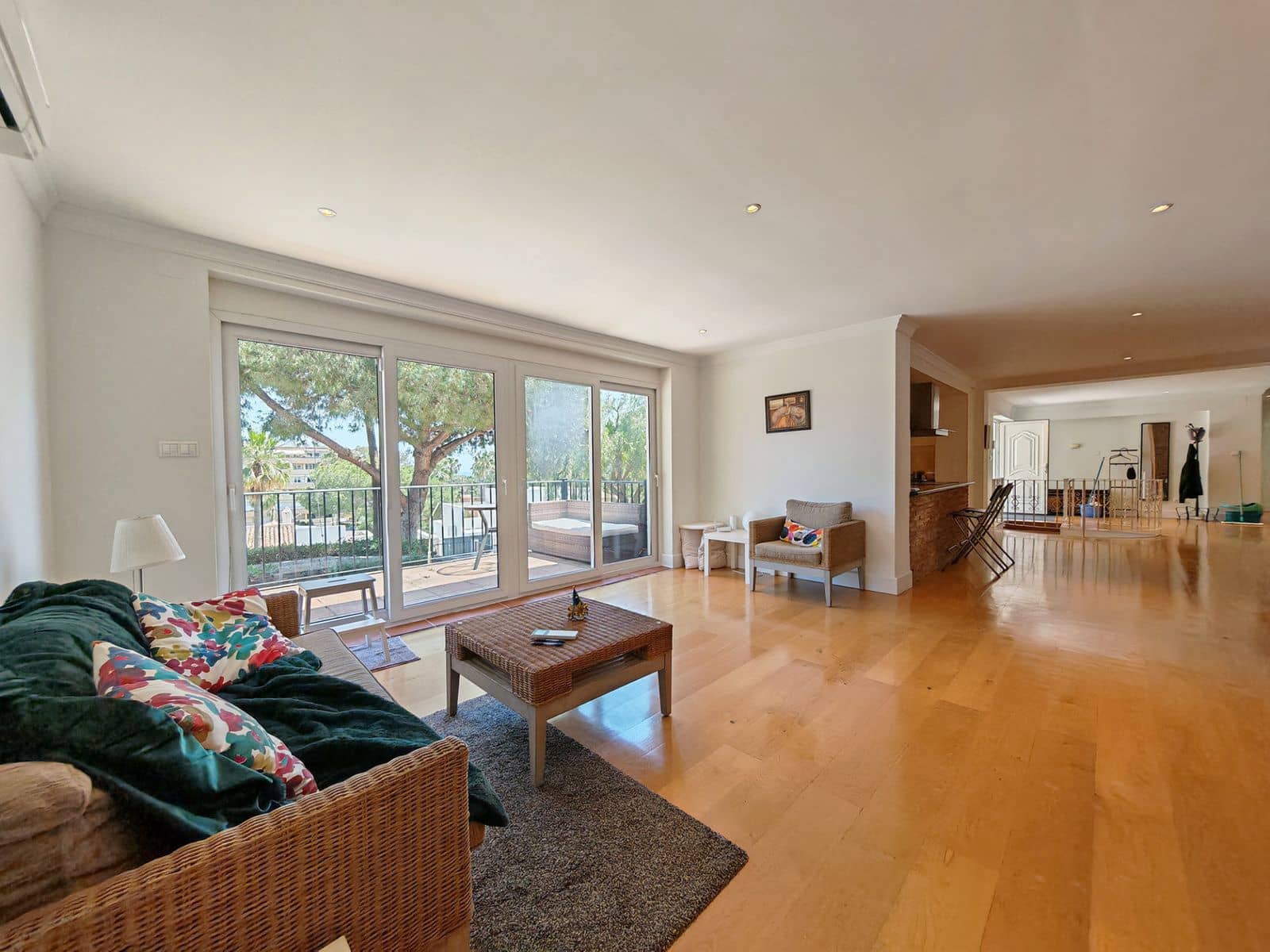 5 soveværelse Villa til salg i Marbesa - € 1.495.000 (Ref: 9998274)