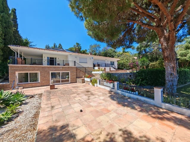 5 soveværelse Villa til salg i Marbesa, Marbella - € 1.495.000 (Ref: 9998274)