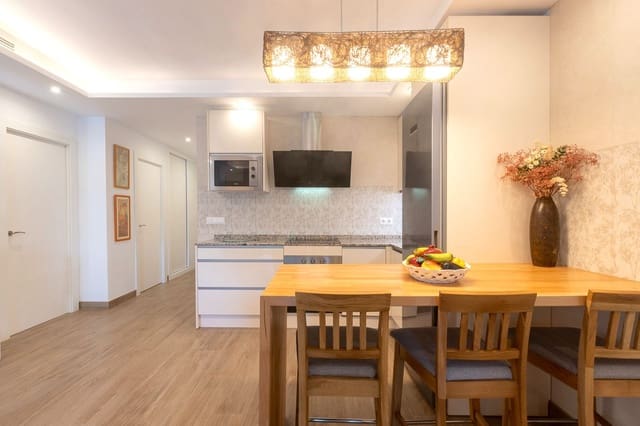 2 soveværelse Lejlighed til salg i Golden Mile, Marbella - € 2.425.000 (Ref: 9998275)