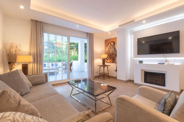 2 soveværelse Lejlighed til salg i Golden Mile, Marbella - € 2.425.000 (Ref: 9998275)