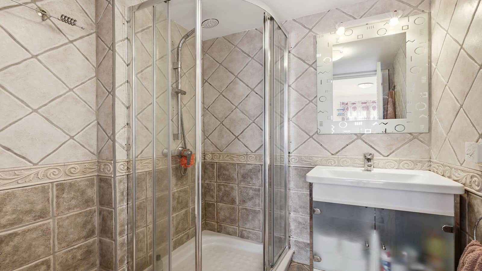2 Zimmer Penthouse zu verkaufen in La Duquesa / Puerto de la Duquesa - 299.000 € (Ref: 9998281)
